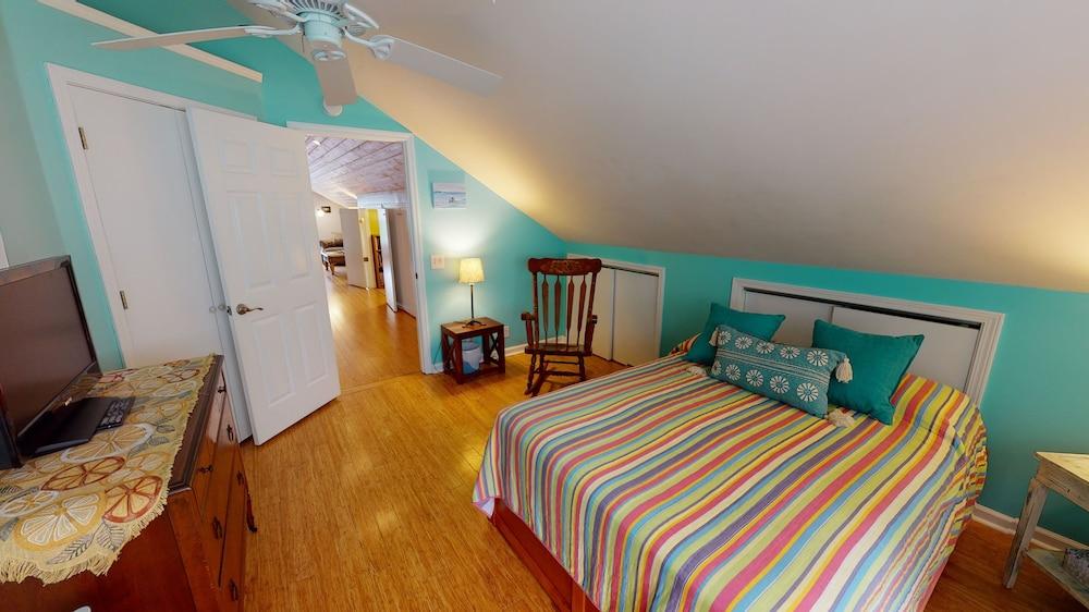 Carried Away 4 Bedroom Home