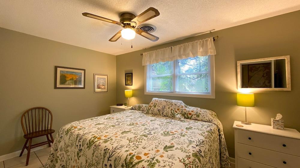 Azalea Cottage Duplex 2 Bedroom Duplex