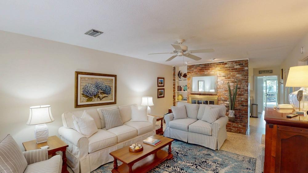 Krewer Duplex 2 Bedroom Duplex