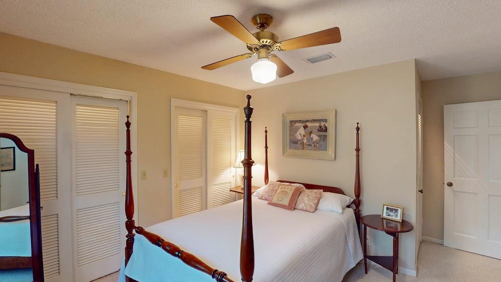 Lilly's Pad 3 Bedroom Home