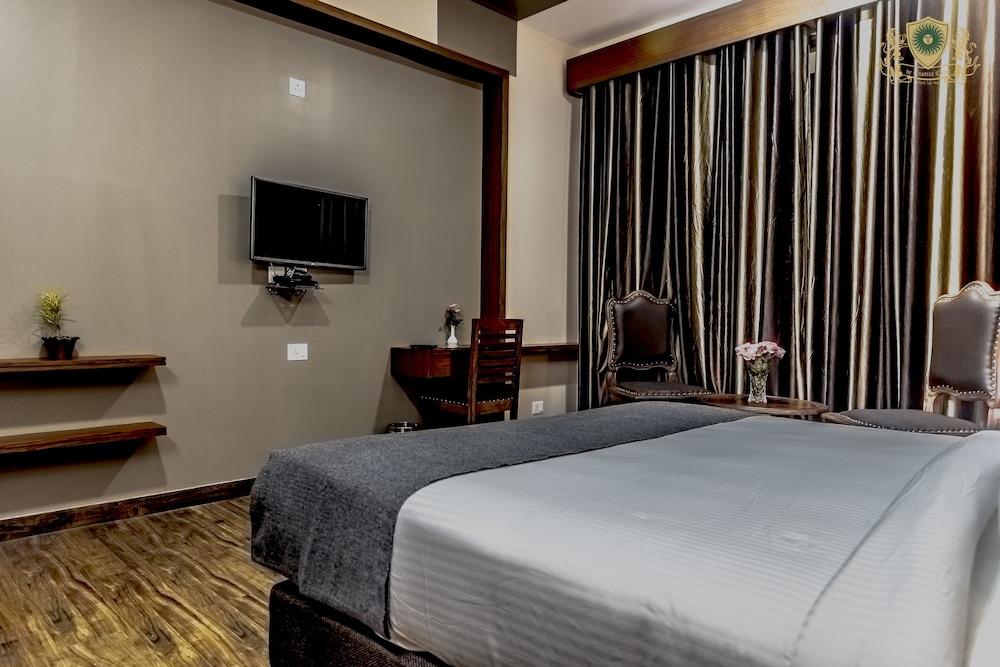 Hotel De Exotica Crest Theog