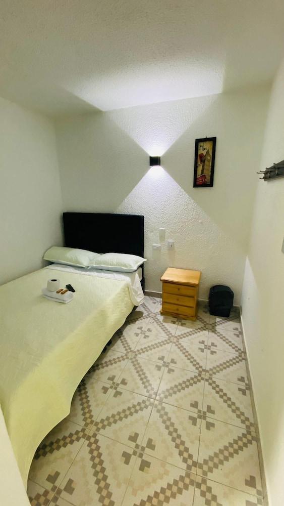 Hotel Suites Centro Internacional