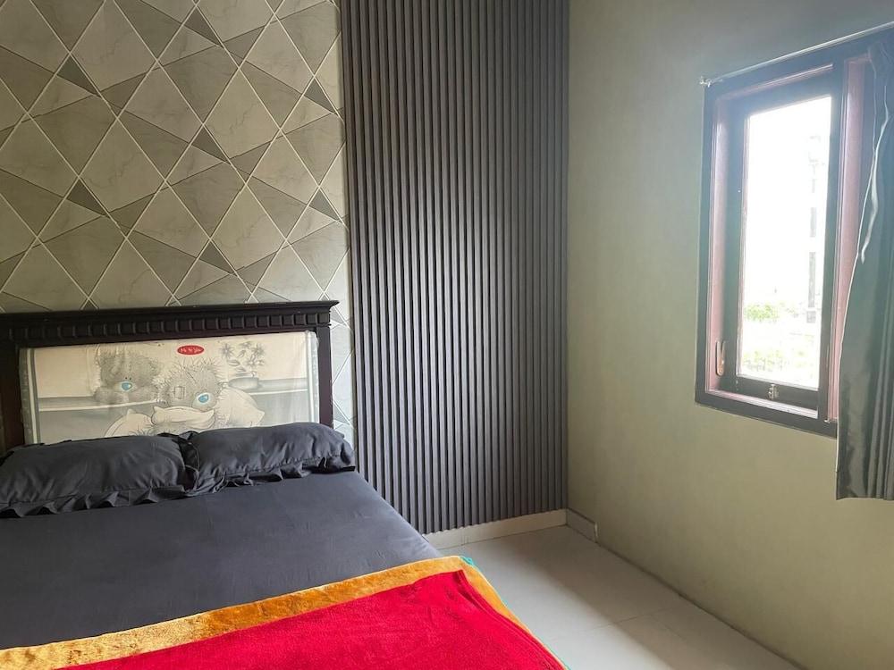 Bromo Semesta Guesthouse