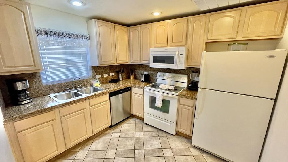 Beautiful 1Â½ Bedroom Condo on the Sea of Cortez at Las Palmas Resort D-302 2 Condo by RedAwning