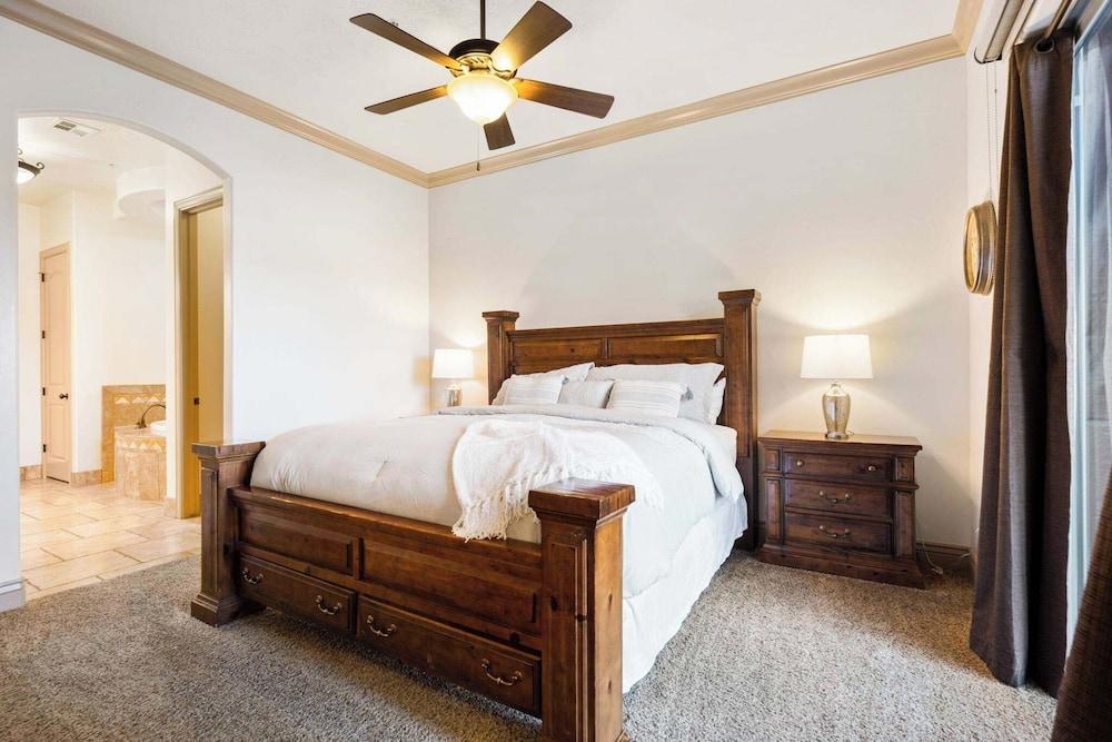 The View Resort Amenities & Epic Views!