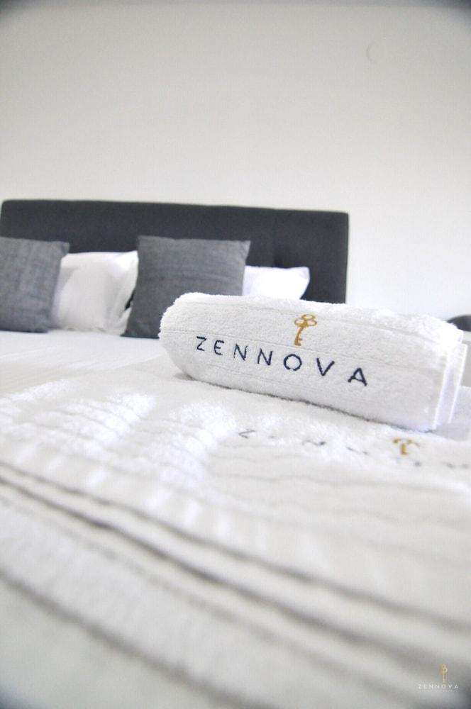 Zennova  Sirene Luxury Studios