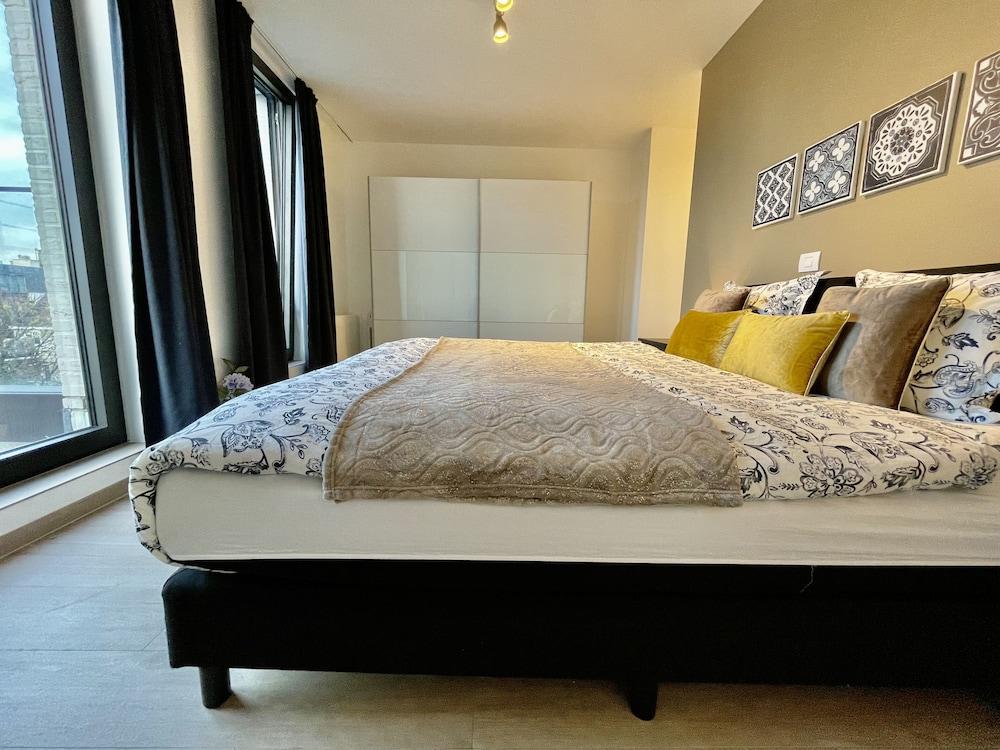 One Lux Stay near Diamond District