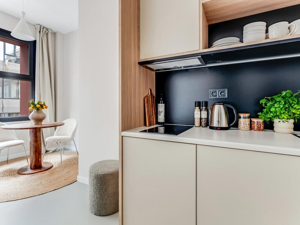 Sanders Port - Neat Studio Near Piraeus Port