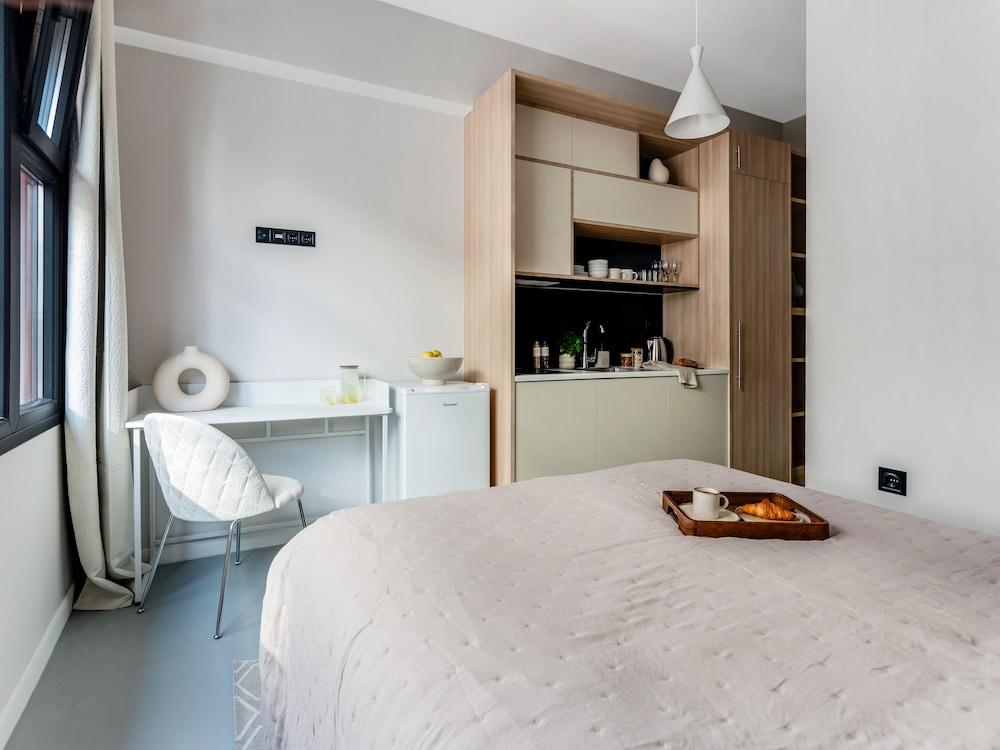 Sanders Port - Lovely Studio Near Piraeus Port