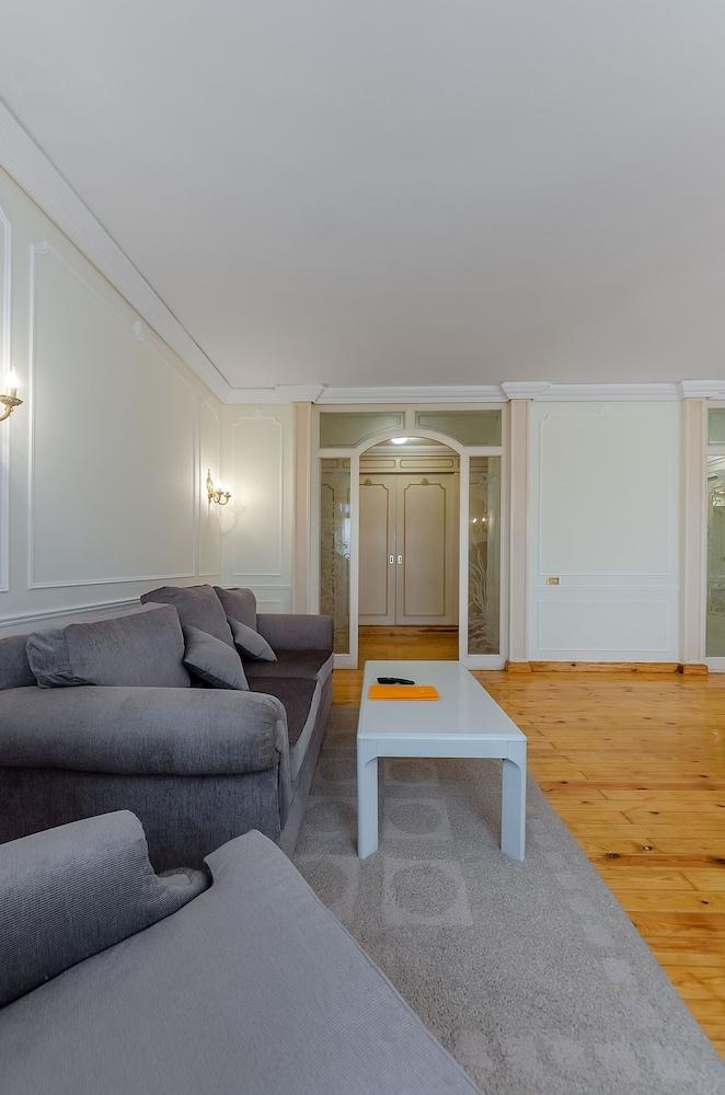 VESTA - Heliopolis Residence