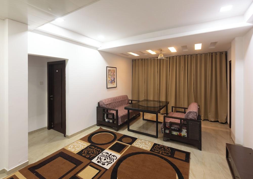 Treebo Shembekars Inn