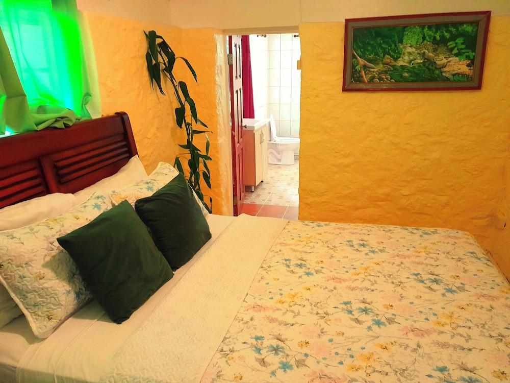 Pinard's Mountain Resort - Cottage 5