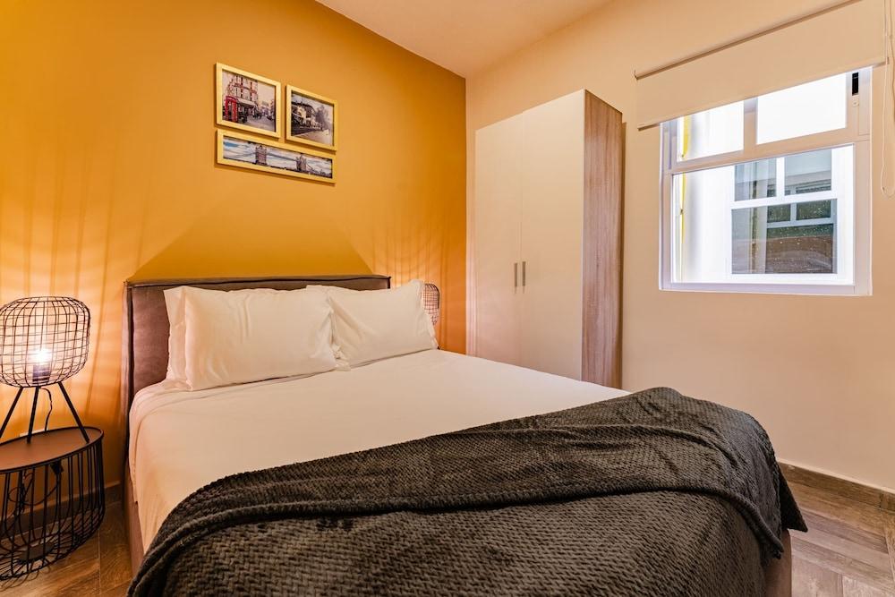 Casa Zamora Condesa by VH