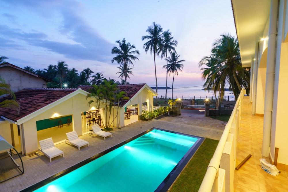 Shangrela Beach Resort By ARK