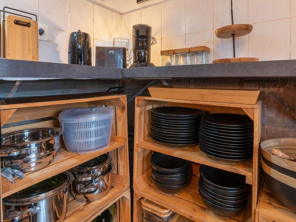 Nice Apartment in Liege With Parking