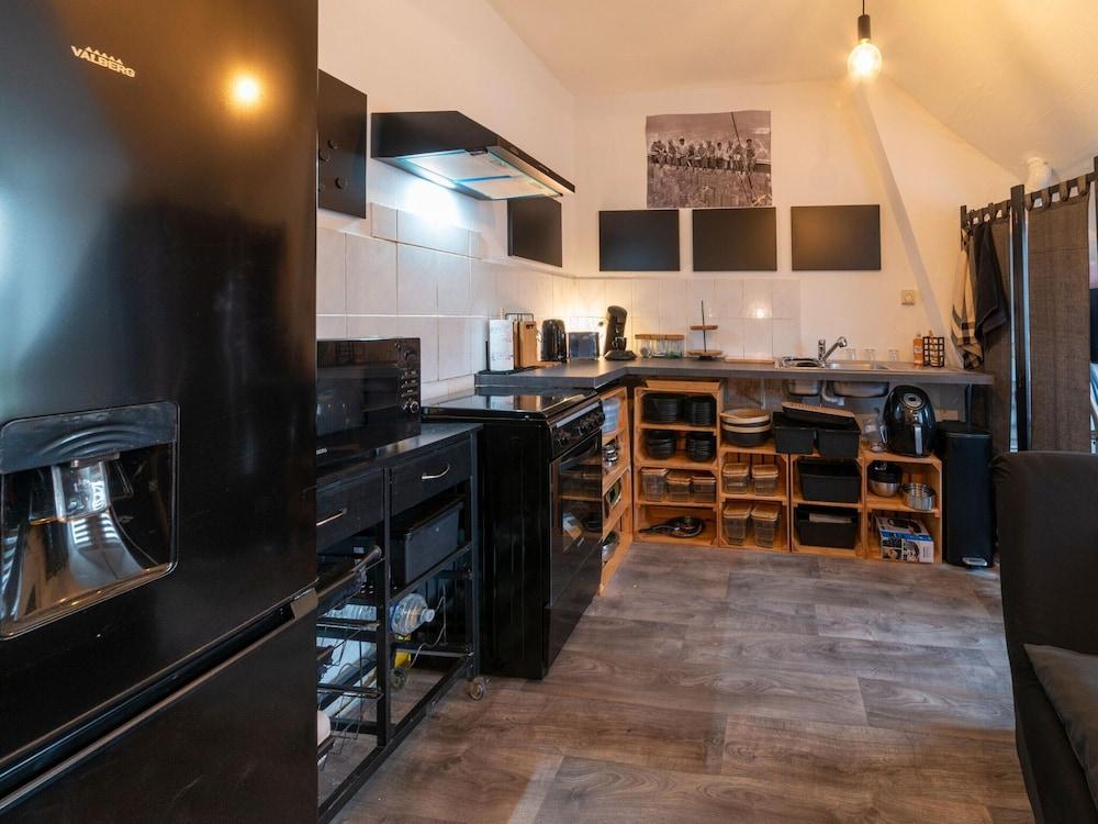 Nice Apartment in Liege With Parking