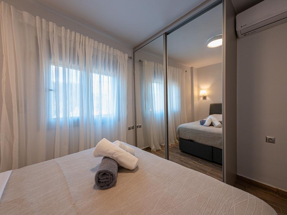 OLD OLIVE TREE COTTAGE