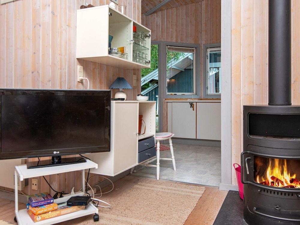 6 Person Holiday Home in Sydals