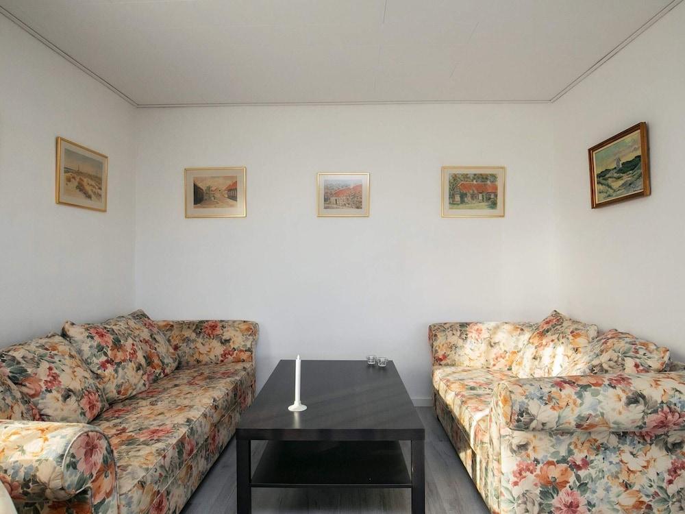 6 Person Holiday Home in Albaek