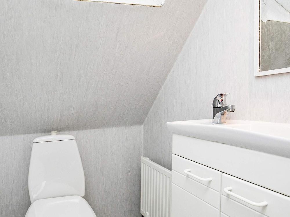 6 Person Holiday Home in Albaek