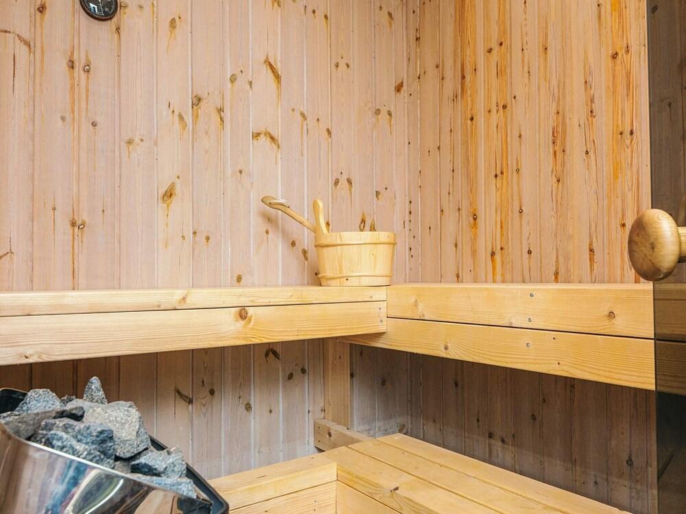 10 Person Holiday Home in Oksbol