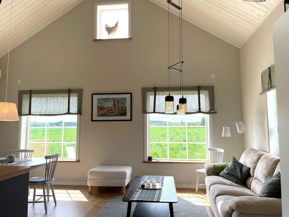 6 Person Holiday Home in Gotene-by Traum