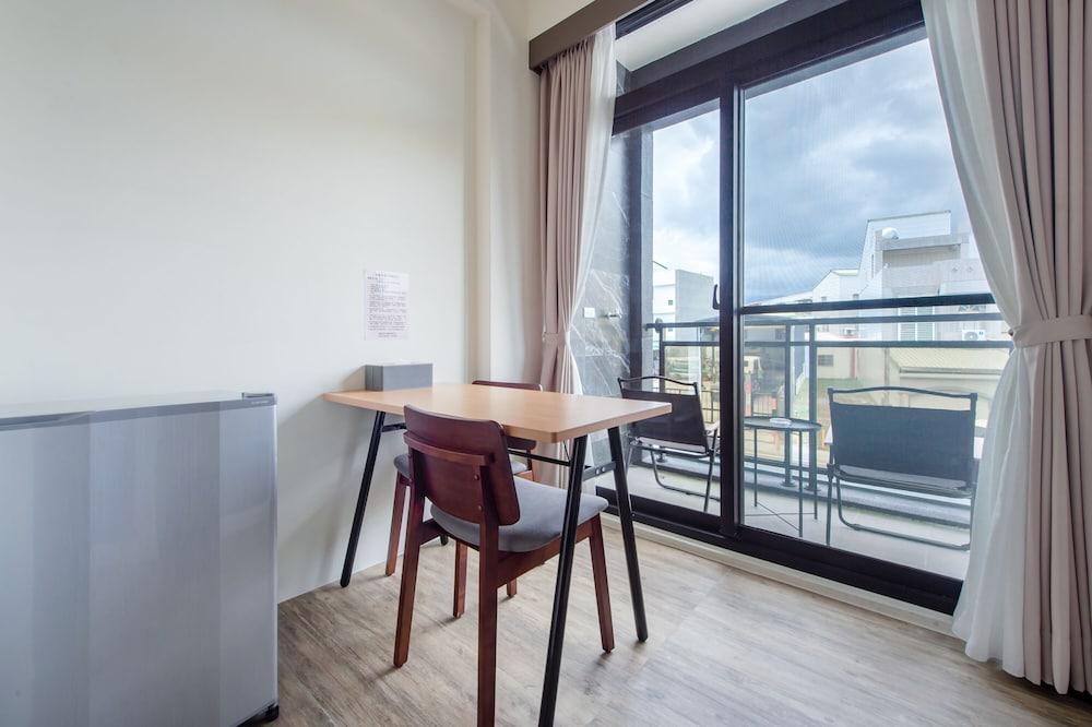 Dragonfly Travel Photography