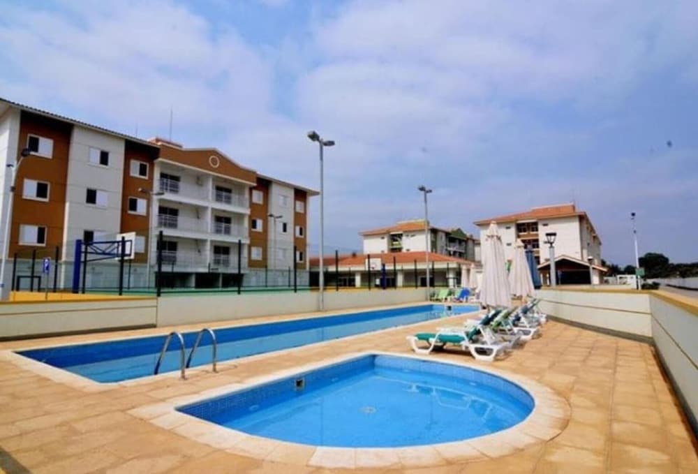 Remarkable 3-bed Apartment in Viana