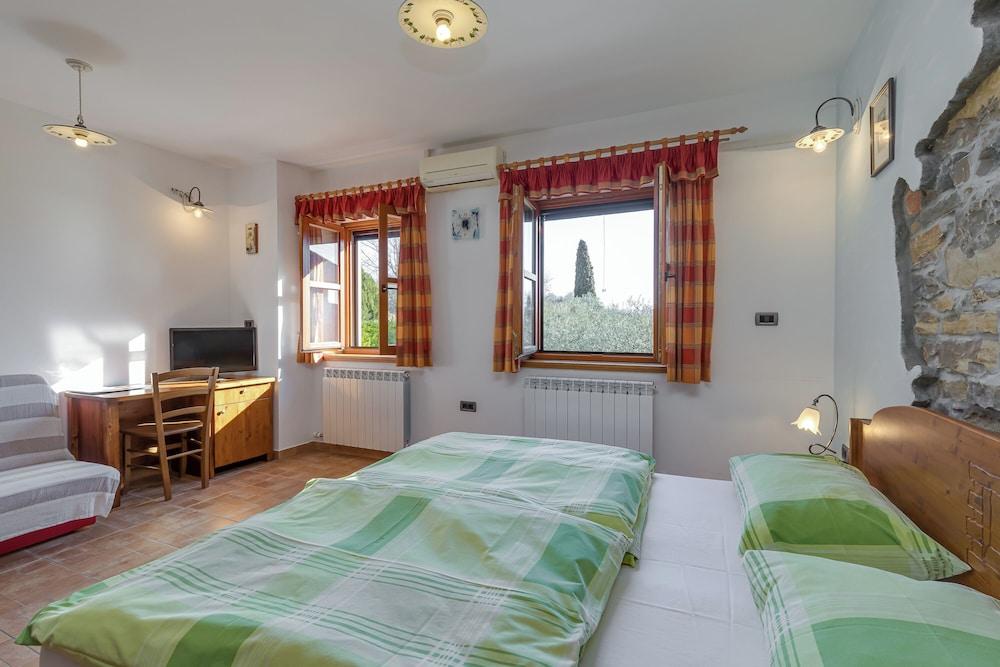 Tourist Farm Tonin - Apartment 2