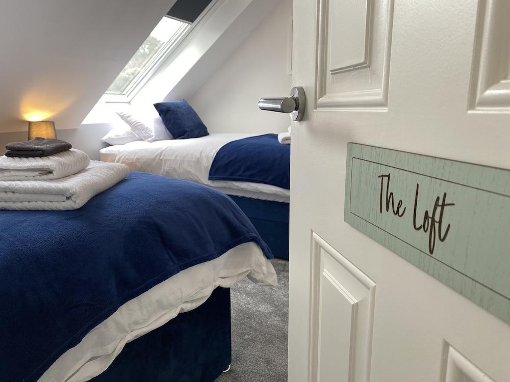 Willows Worthing 4 bed With ev Charger & sea Views