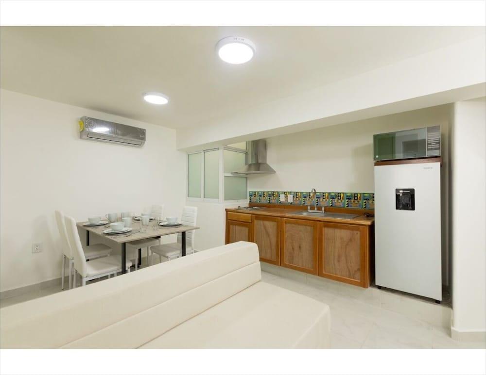 Room-appartment Rodolfo Historical Centr