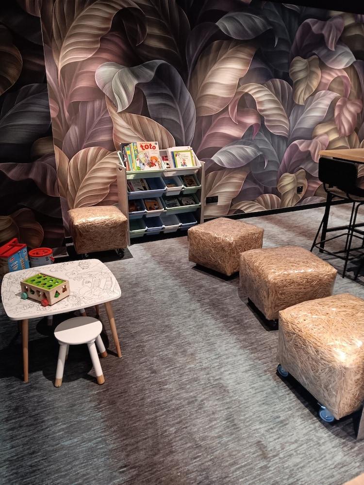 Ibis Styles Miramas - Provence