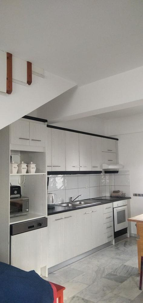 3-room House With Sea View