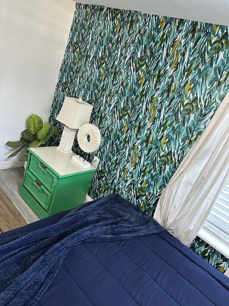 Modern Tropical Downtown Orlando