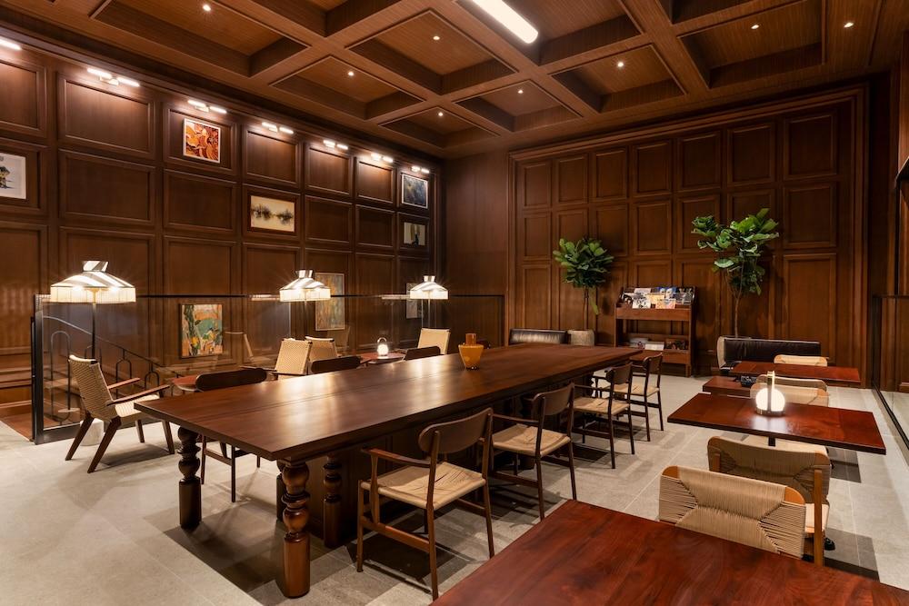 L7 WEST LAKE HANOI By LOTTE HOTELS