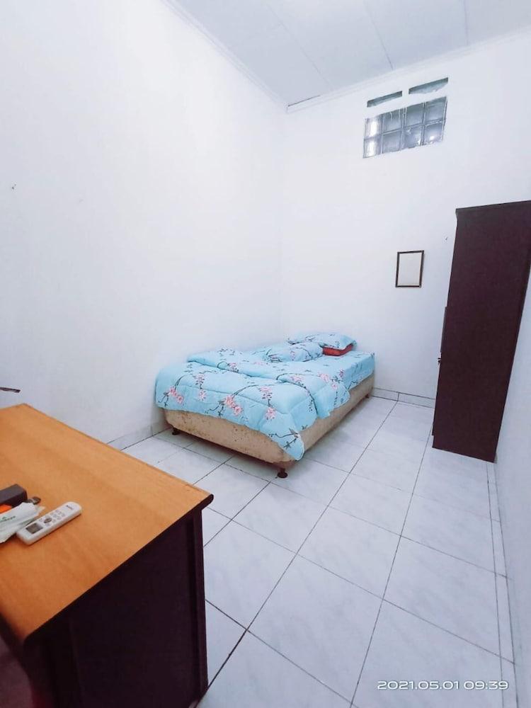 Kost Griya Asri by ecommerceloka