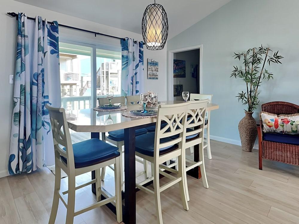 Beachfront Bungalow by Ryson Vacation Rentals