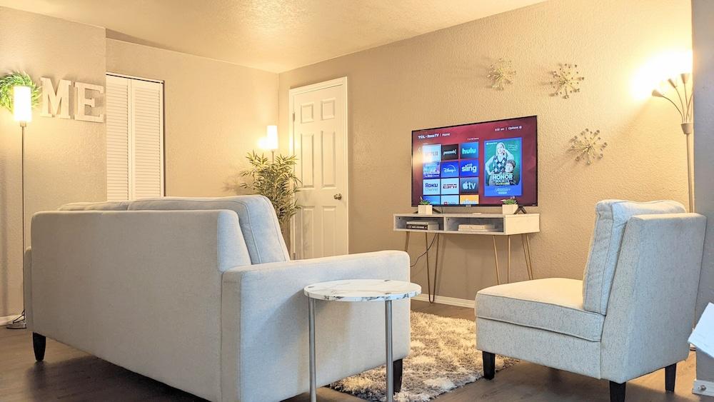 Beautiful Midtown Apartment - Huv