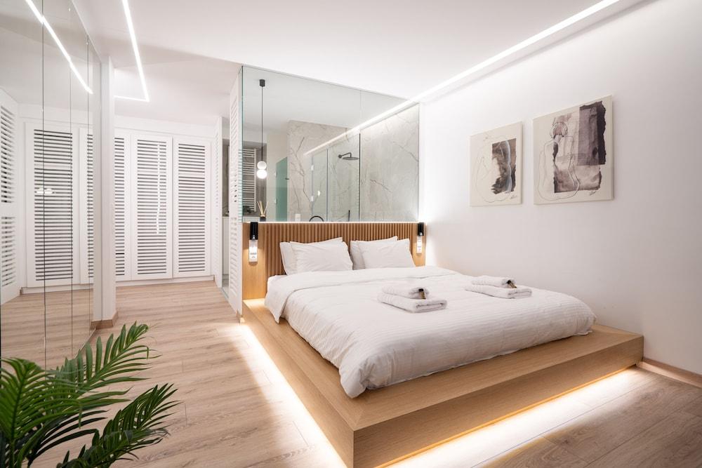 Kolonaki Upscale 4 bdr Luxury apartment