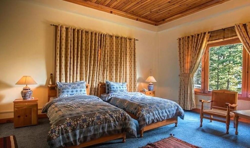 Spruce Resort Khanian