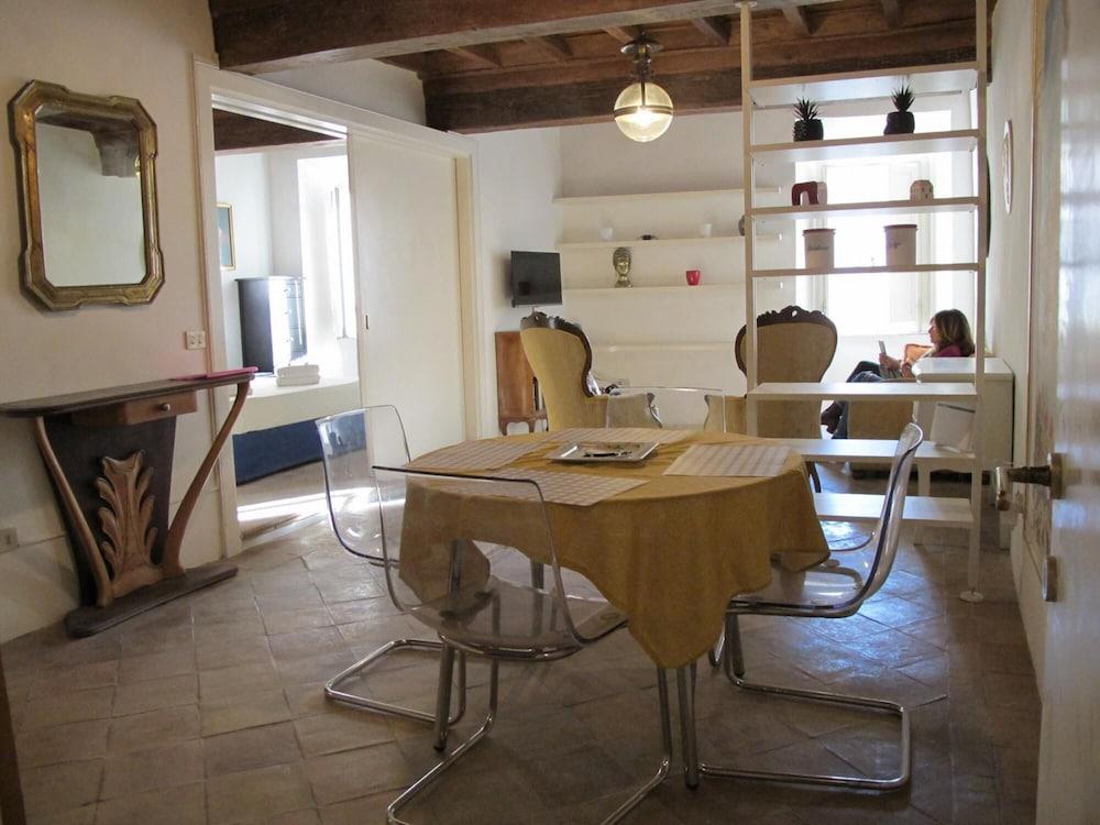 Banchi Castello - Castel Sant Angelo