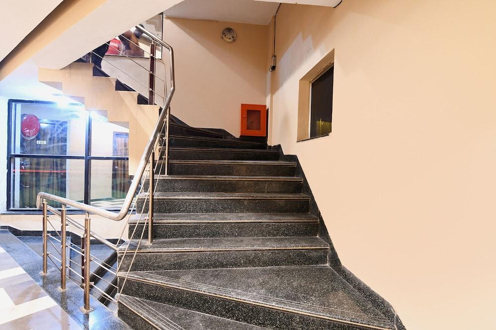 FabHotel Prime Rockstar