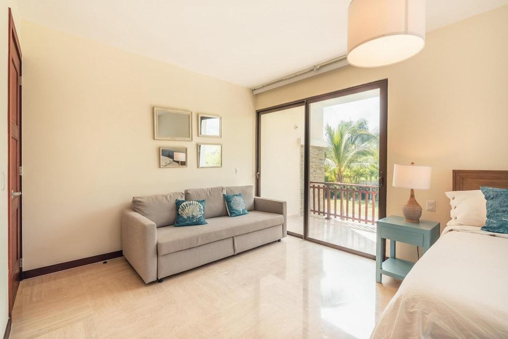 Beautiful 2BR Apartment at Portillo UD