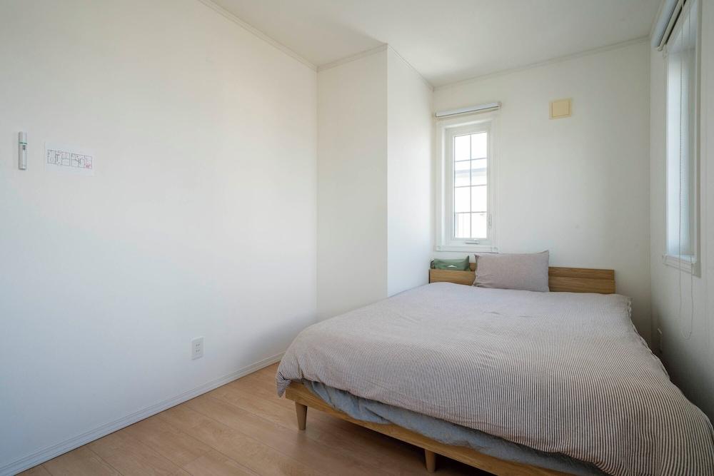 THE GARNET HIGASHIKAWA