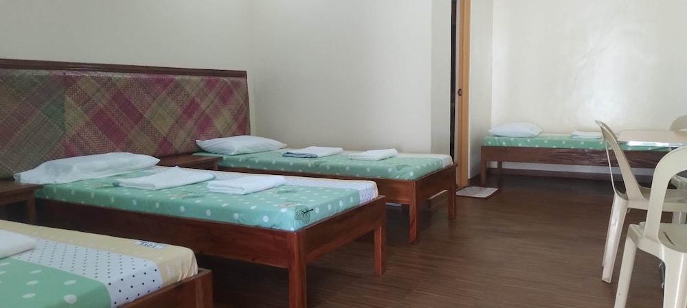 CAMIGUIN LANZONES RESORT