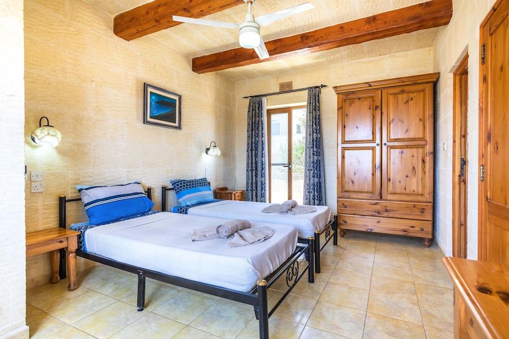 Ta Guljetta 4 Bedroom Villa With Private Pool