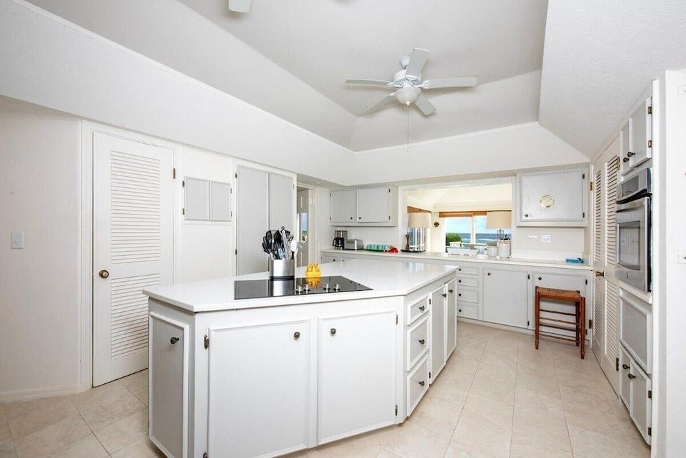 Palm Hill House 4 Bedroom Home