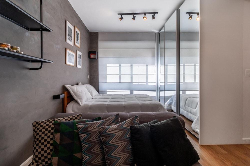 Av1208 Studio Avanhandava