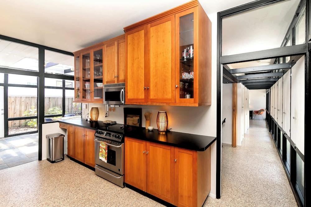 Mid Century Modern Weekly Winter Rates!