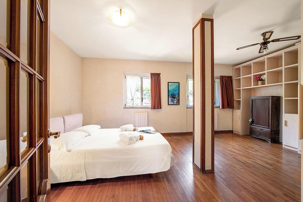 Serendipity With Sea View